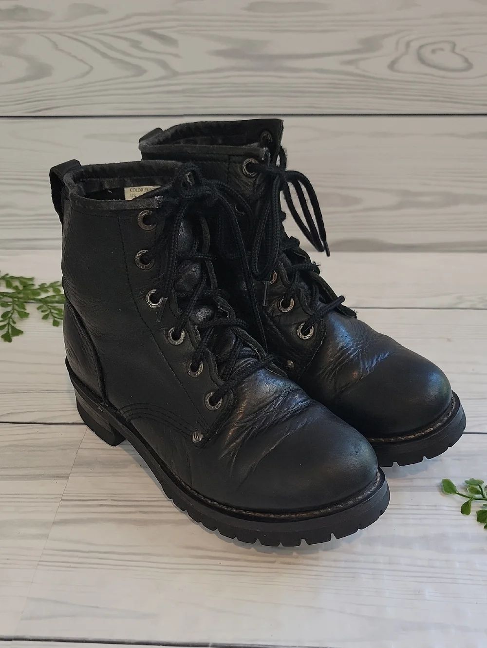 Skechers Y2k Vintage Black Leather Lace-Up Ankle Boots - Women's Size 8